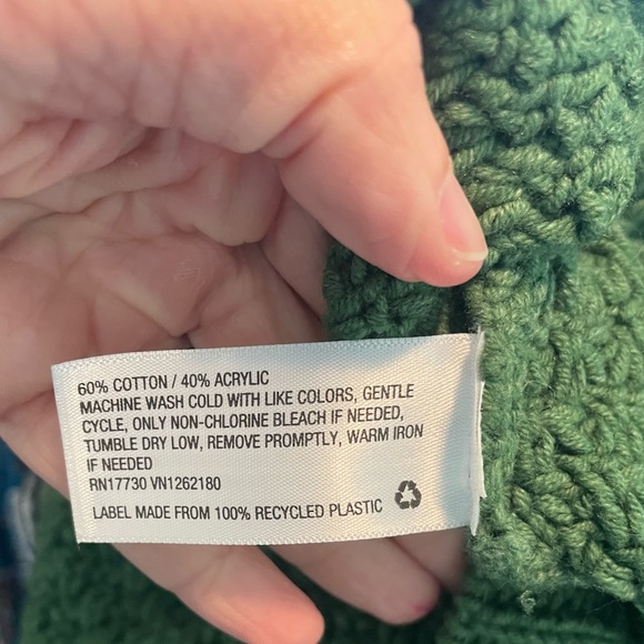 Universal Thread Green Sweater size Medium - Picture 5 of 7